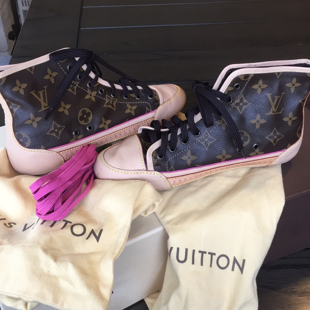 💯 Louis Vuitton Vintage Sneakers